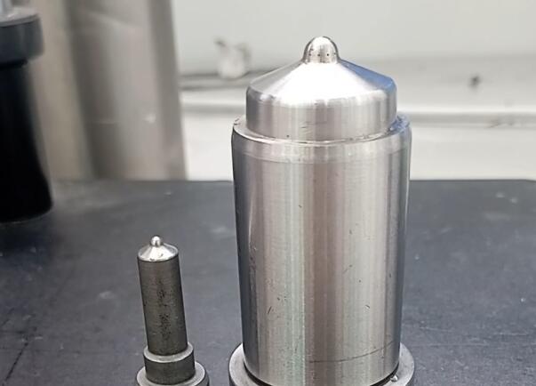 船用噴油嘴微孔拋光，斯曼克微孔拋光機(jī)可收緊流量散差！